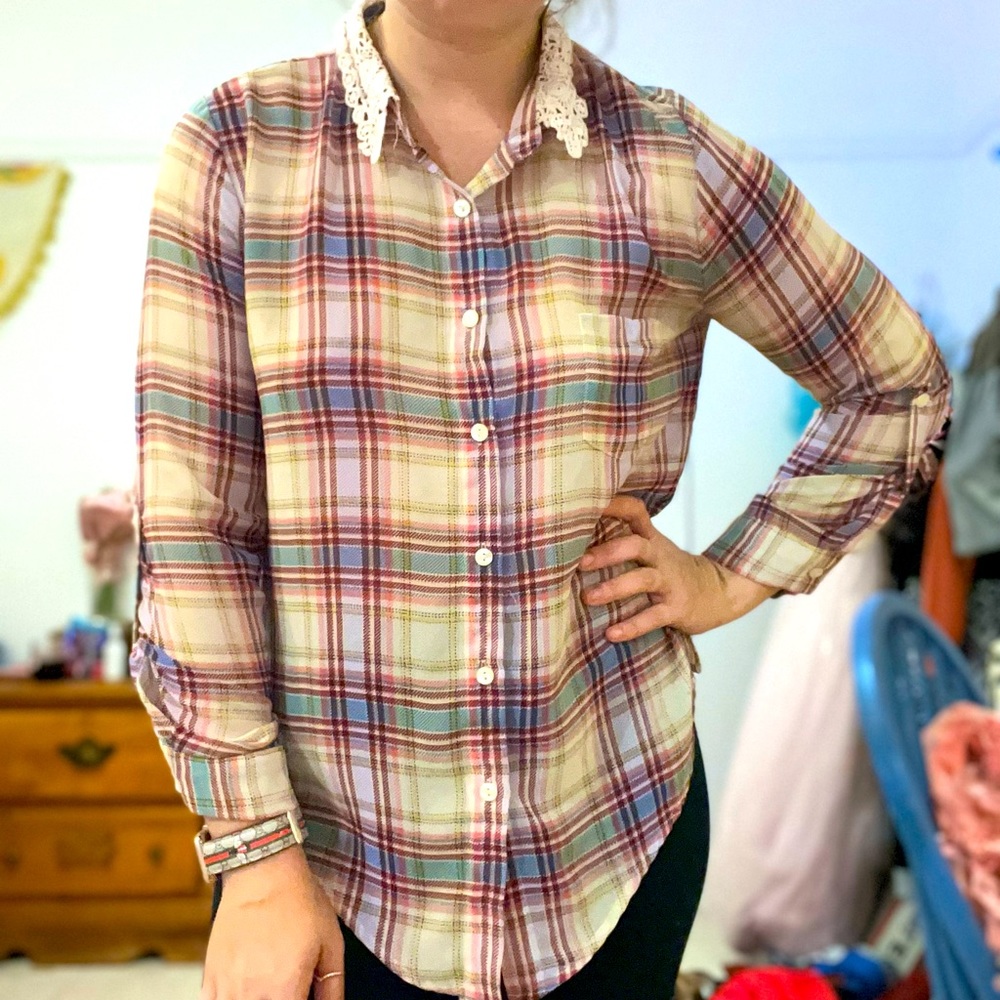 Lace collar plaid dress shirt